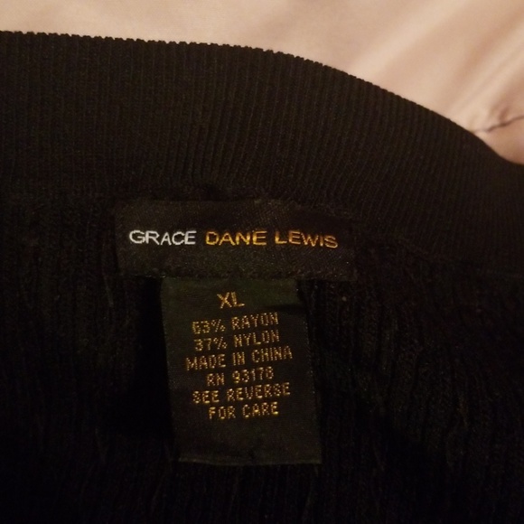 Skirt - Picture 3 of 3